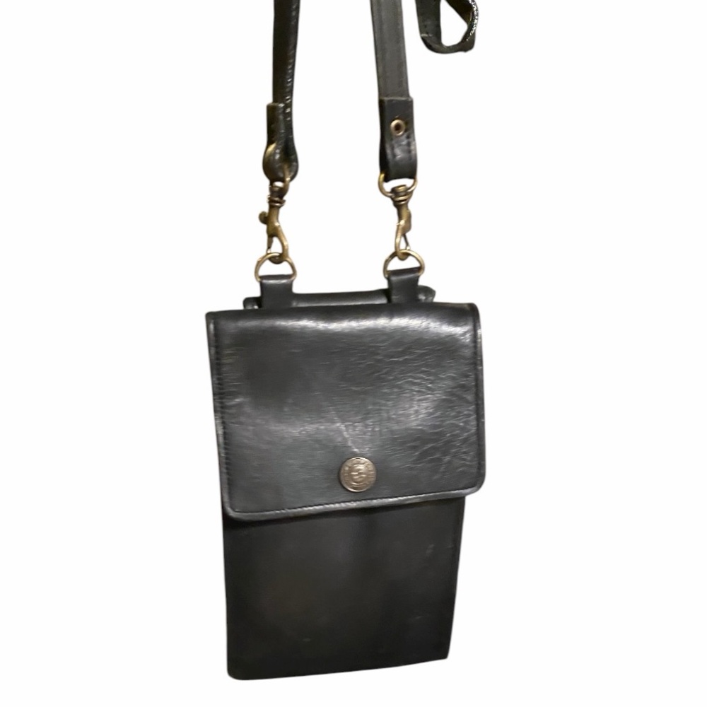 Elegant Black Leather Men's Messenger Bag